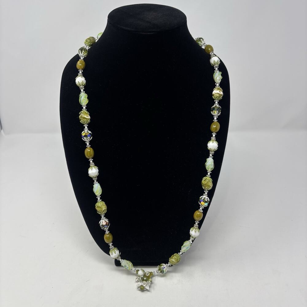 Vendome VTG Necklace Green Art Glass Rhinestone Beaded Single Strand Retrocore